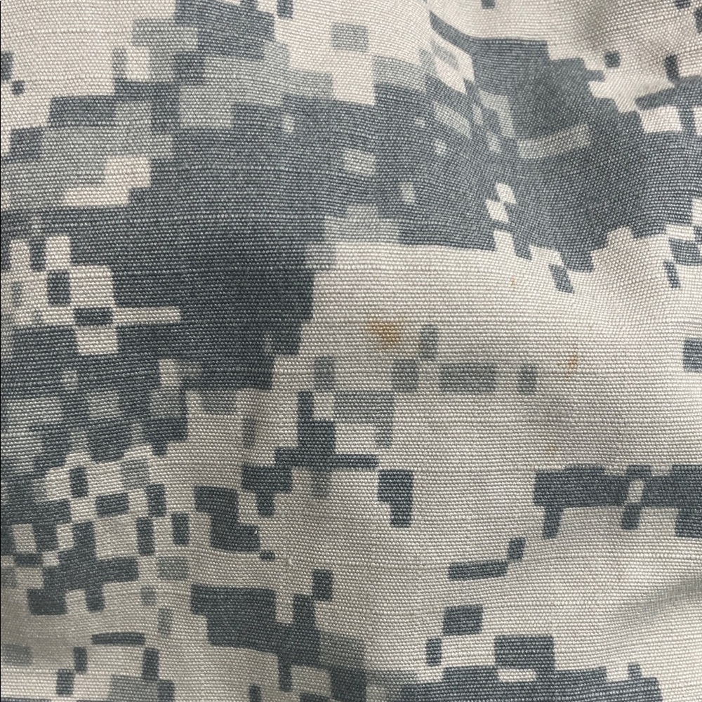 Men's Camouflage Jacket - Picture 4 of 11